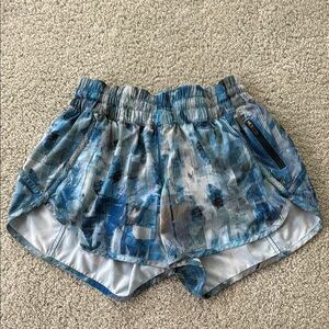 LULULEMON Blue Grey Print Track That 4" Short 8